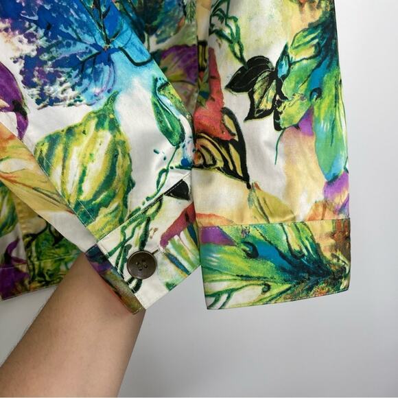 Additions by Chico's colorful floral button down blouse size 2 some stretch - Picture 3 of 9